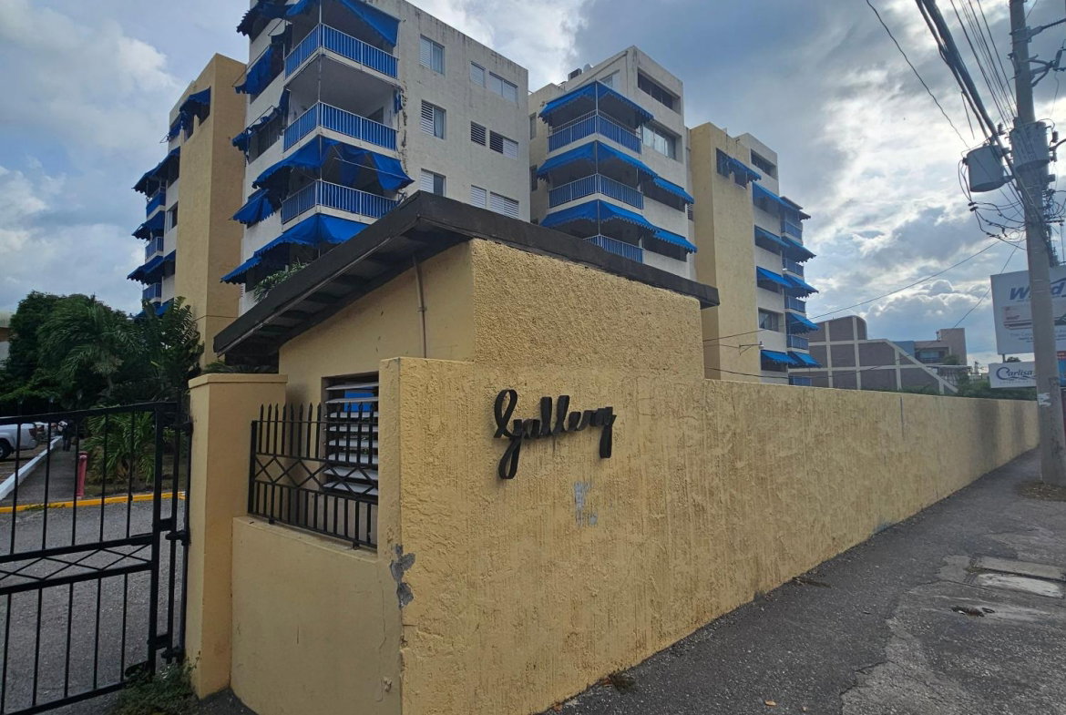 Sixth image of 205-17 Oxford Road in Kingston 5, St. Andrew, Jamaica - property is For Sale