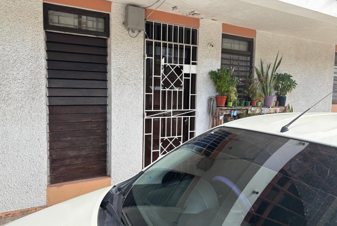 Third image of 15-10 Georgiana Close, Vineyard in Kingston 3, St. Andrew, Jamaica - property is For Sale