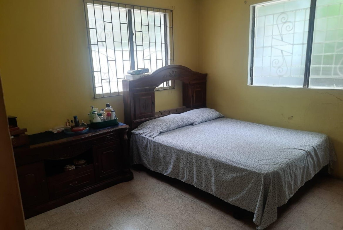 Seventh image of 38 Bromley Avenue in Kingston 20, St. Andrew, Jamaica - property is For Sale