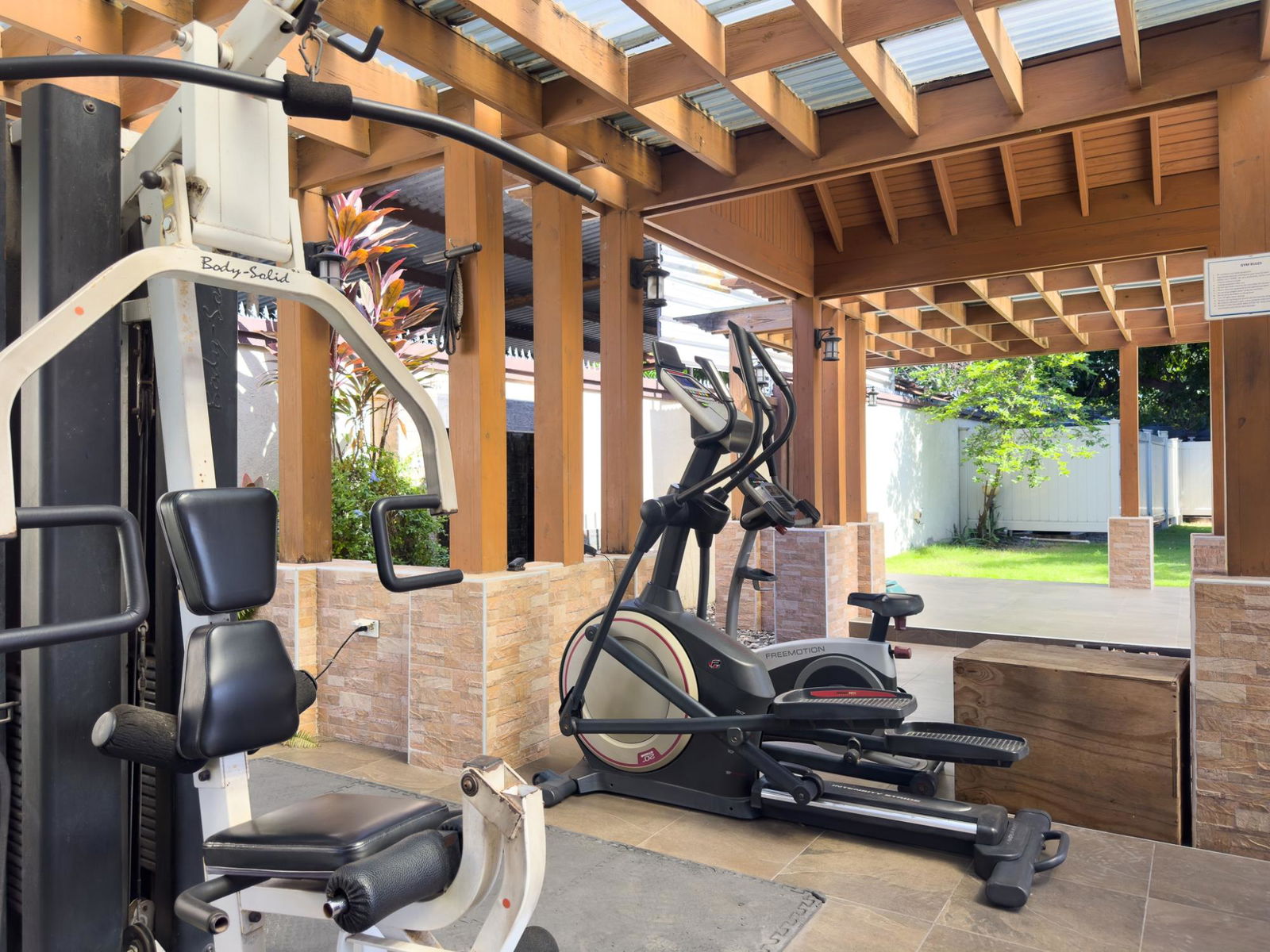 Tenth image of 11-4 East Avenue in Constant Spring P.O., St. Andrew, Jamaica - property is For Sale