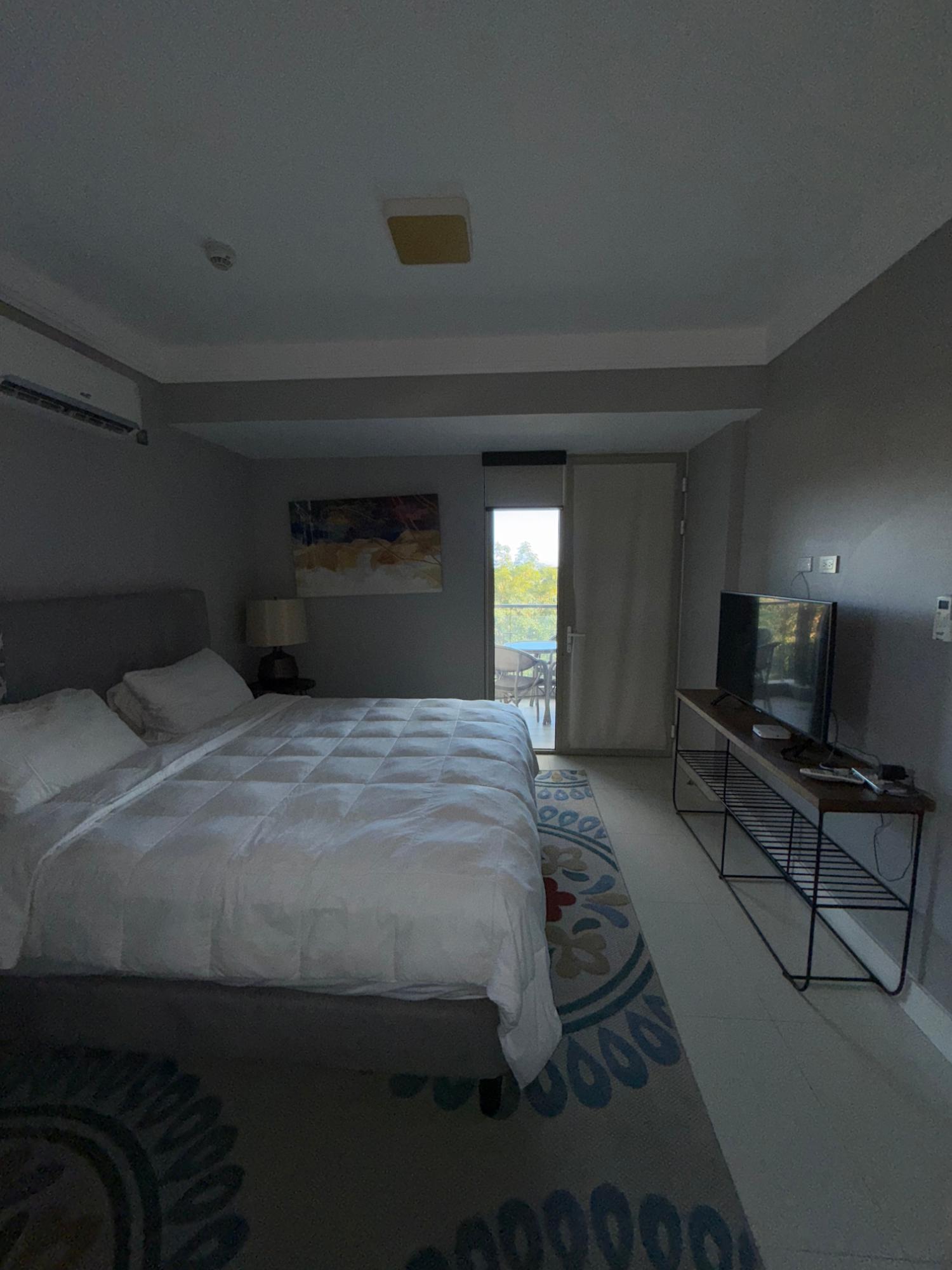 Luxury-2-Bedroom-Apartment-for-Sale-at-20-South-St.-Andrew-Jamaica First image of 410-20 South Avenue in Kingston 10, St. Andrew, Jamaica - property is For Sale