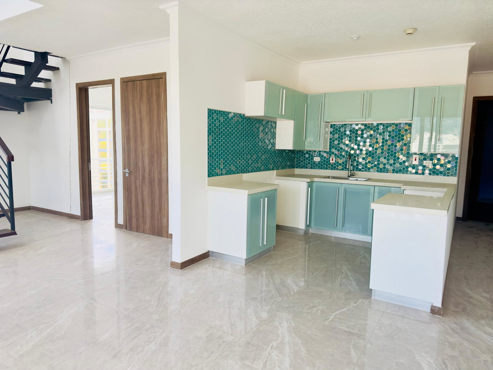 Fourth image of 48-3 Kensington Crescent in Kingston 5, St. Andrew, Jamaica - property is For Sale