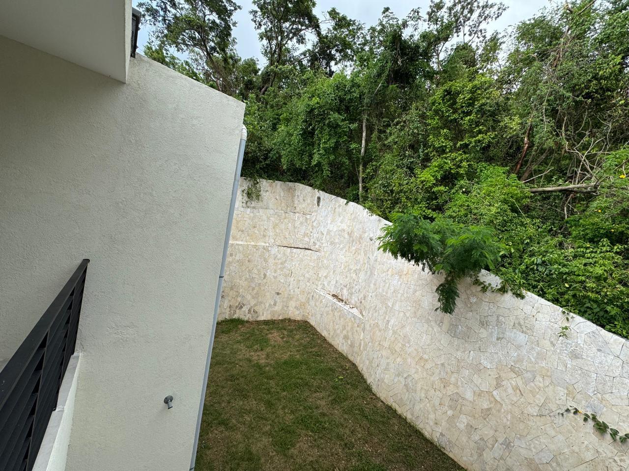 Sixteenth image of 1-1 Bridgemont Park in Kingston 9, St. Andrew, Jamaica - property is For Rent