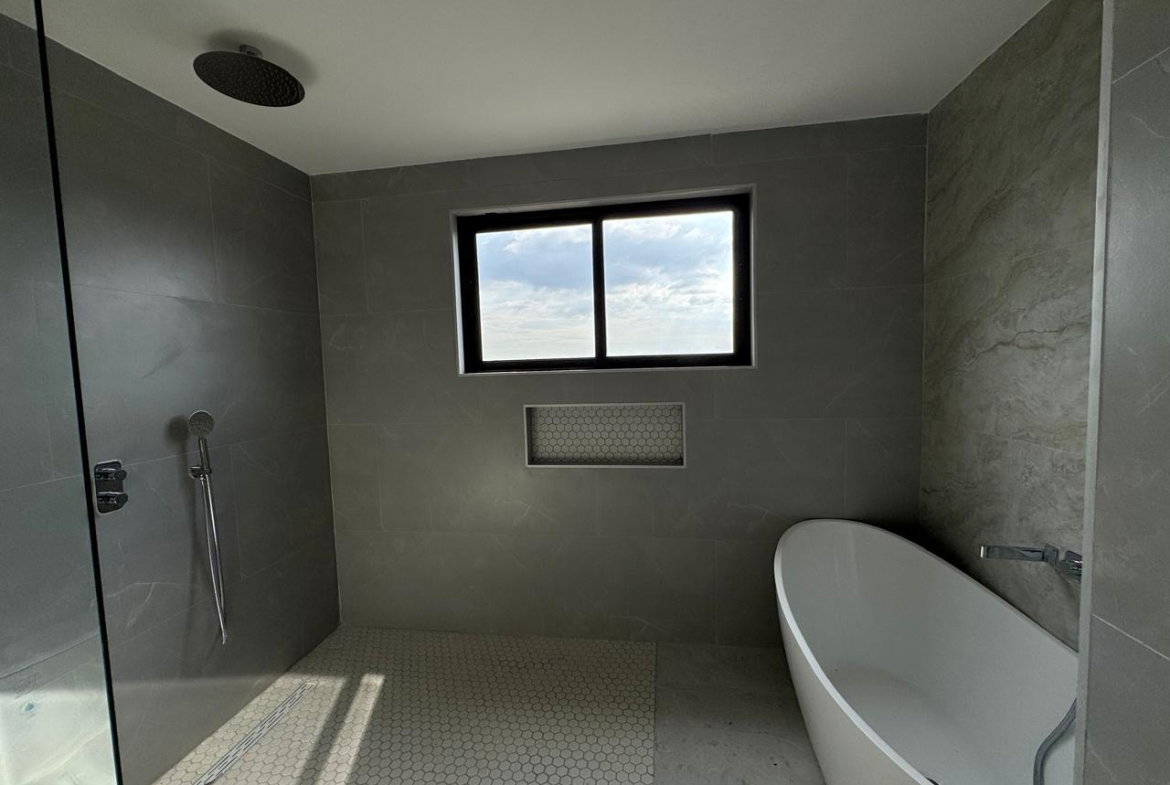 Fourth image of 1-1 Bridgemont Park in Kingston 9, St. Andrew, Jamaica - property is For Rent