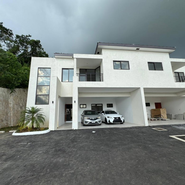 First image of 1-1 Bridgemont Park in Kingston 9, St. Andrew, Jamaica - property is For Rent