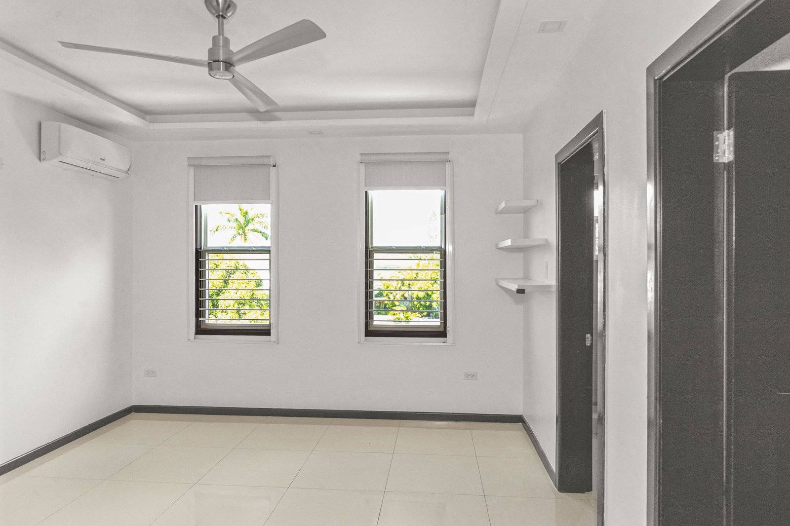 Luxury-4-Bedroom-Penthouse-for-Sale-at-The-Linneman-Jacks-Hill–Millsborough-Kingston Sixth image of 5-7 Degenhart Close in Kingston 6, St. Andrew, Jamaica - property is For Sale