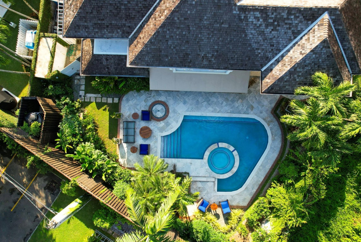 Seventh image of 9-76 Barbican Road in Kingston 6, St. Andrew, Jamaica - property is For Rent