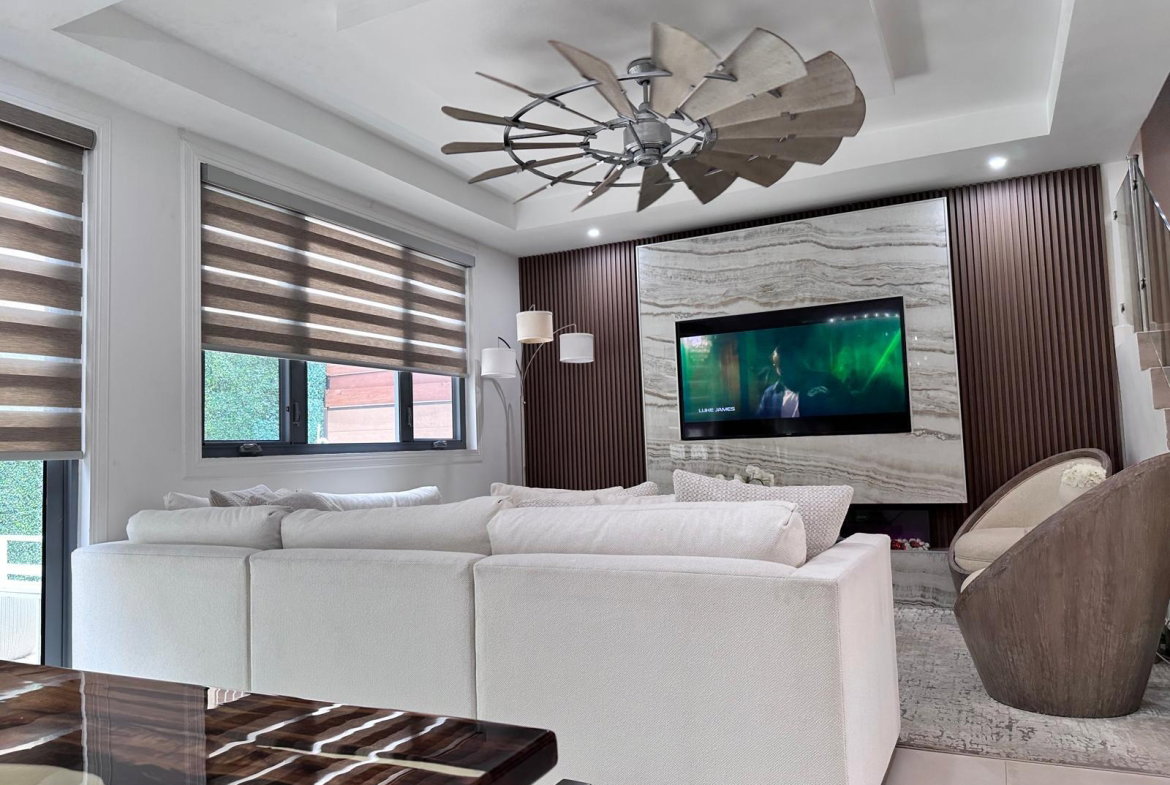 Fifteenth image of 14-27-29 Hopefield Avenue in Kingston 6, St. Andrew, Jamaica - property is For Sale