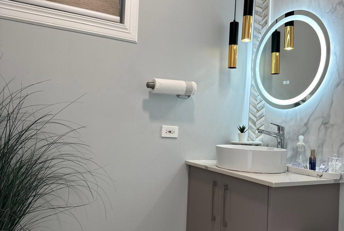 Seventeenth image of 14-27-29 Hopefield Avenue in Kingston 6, St. Andrew, Jamaica - property is For Sale