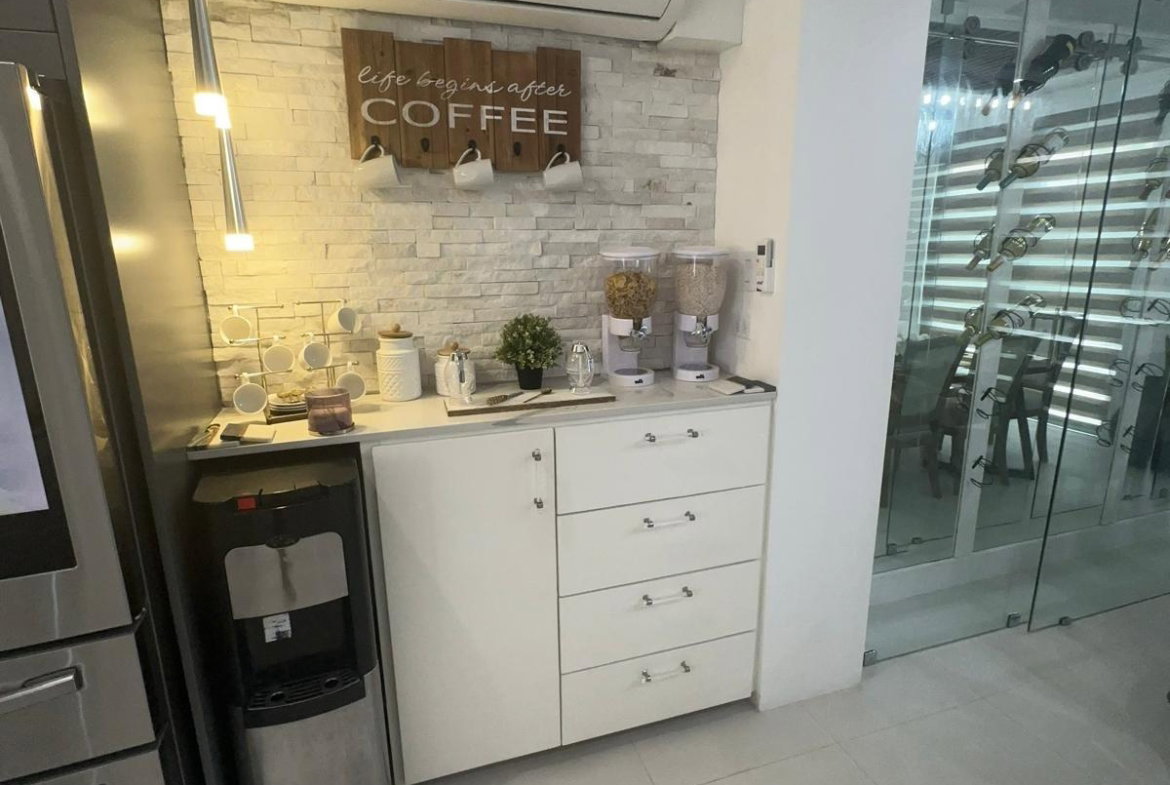 Ninth image of 14-27-29 Hopefield Avenue in Kingston 6, St. Andrew, Jamaica - property is For Sale