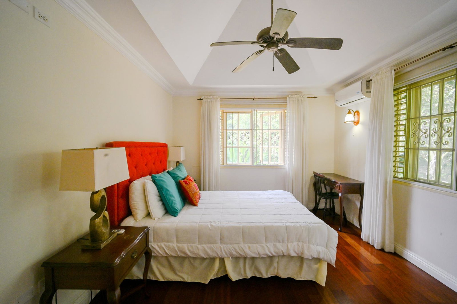 Fifteenth image of B-3 Hopefield Avenue in Kingston 6, St. Andrew, Jamaica - property is For Rent