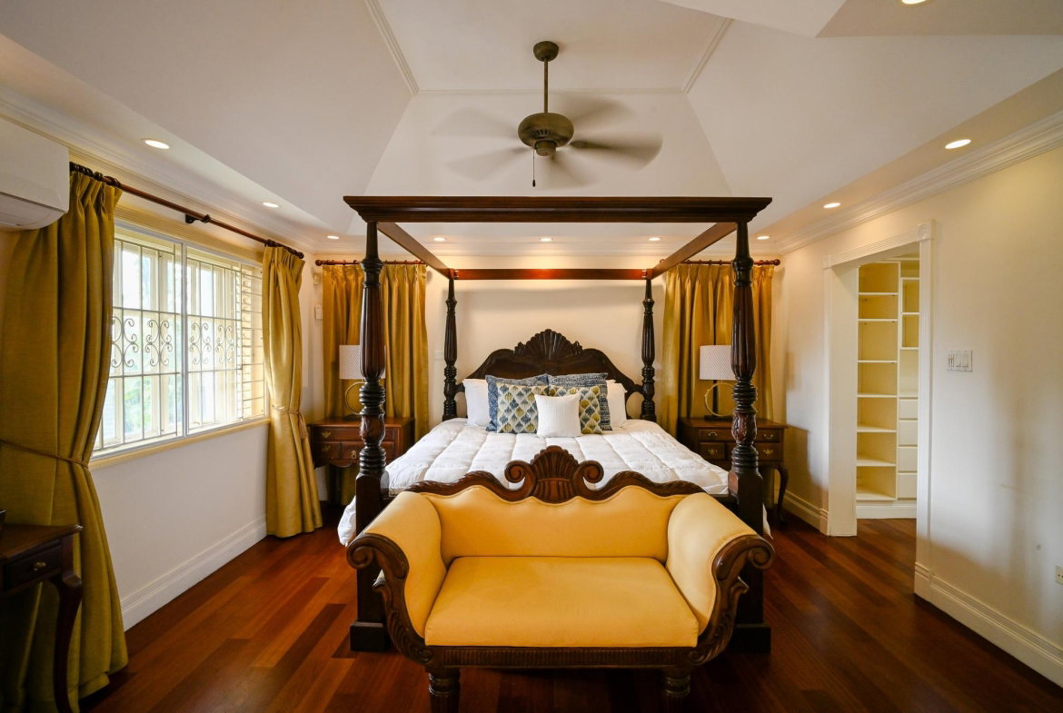 Twenty-First image of B-3 Hopefield Avenue in Kingston 6, St. Andrew, Jamaica - property is For Rent