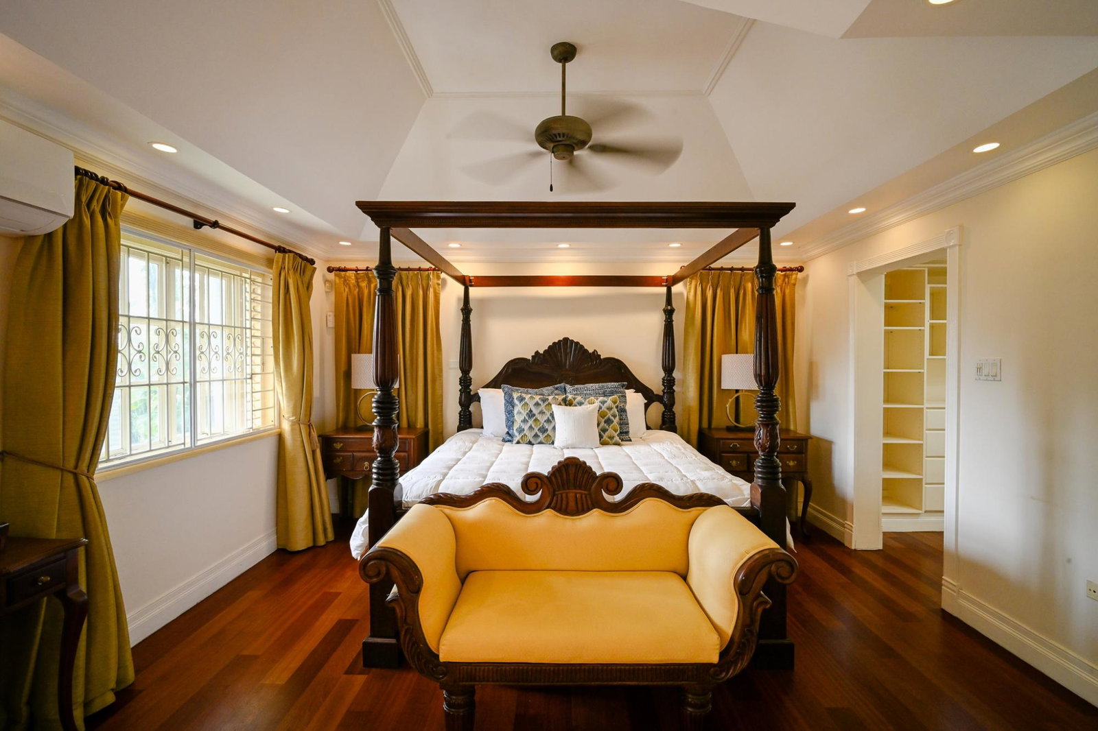 Twenty-First image of B-3 Hopefield Avenue in Kingston 6, St. Andrew, Jamaica - property is For Rent