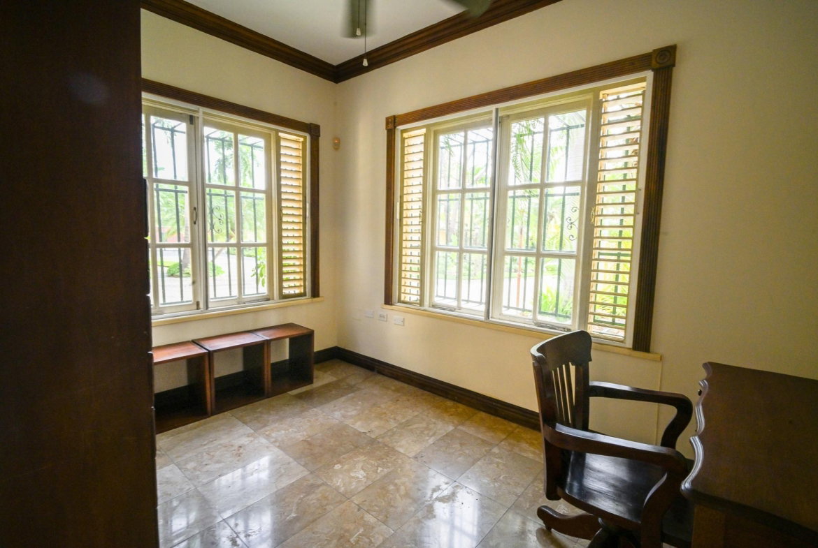 Fifth image of B-3 Hopefield Avenue in Kingston 6, St. Andrew, Jamaica - property is For Rent