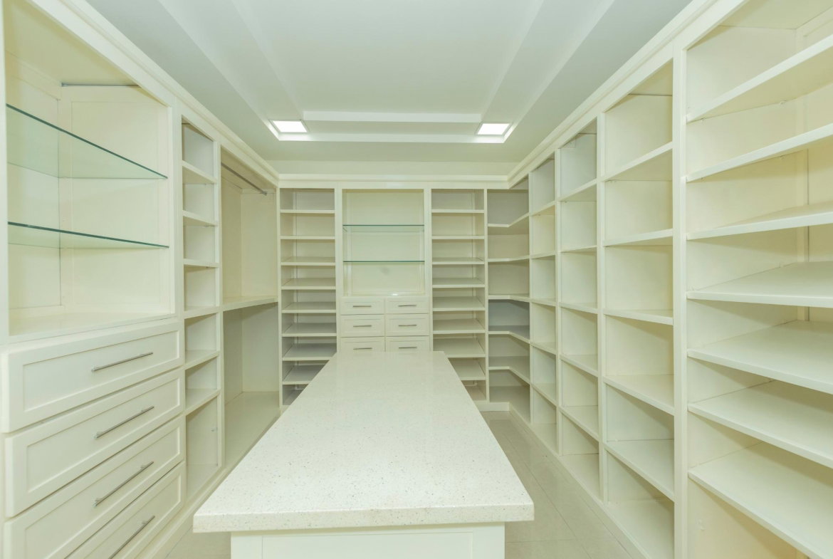 Ninth image of 18-19 Dillsbury Avenue in Kingston 6, St. Andrew, Jamaica - property is For Sale