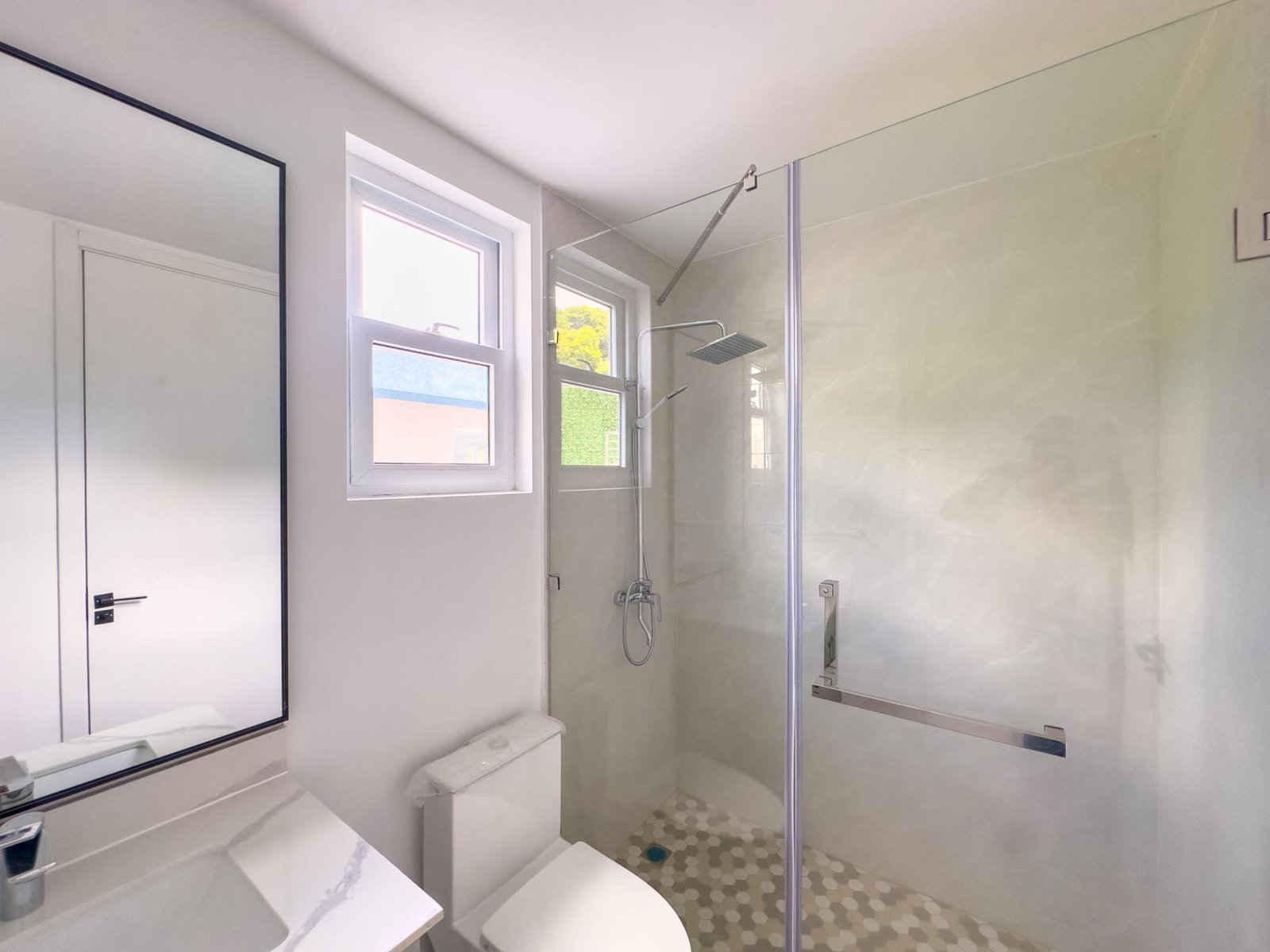 Sixth image of 102-44 Upper Waterloo Road in Kingston 8, St. Andrew, Jamaica - property is For Sale