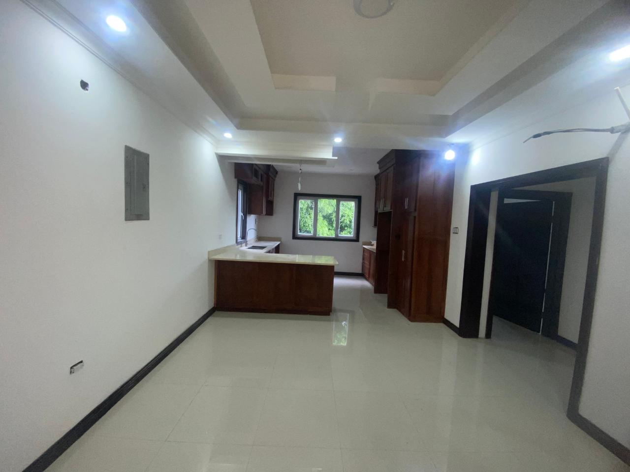 Nineteenth image of 6-5 Park Avenue in Kingston 19, St. Andrew, Jamaica - property is For Sale