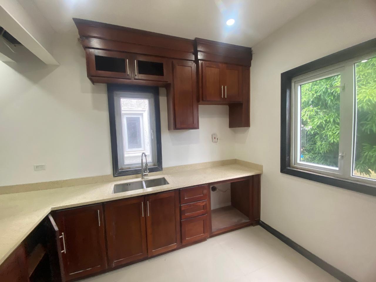 Seventh image of 6-5 Park Avenue in Kingston 19, St. Andrew, Jamaica - property is For Sale