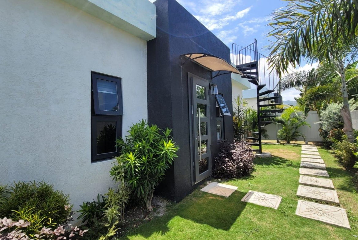 Twenty-Fifth image of 397- Paradisiac Beach Club in Ocho Rios, St. Ann, Jamaica - property is For Sale