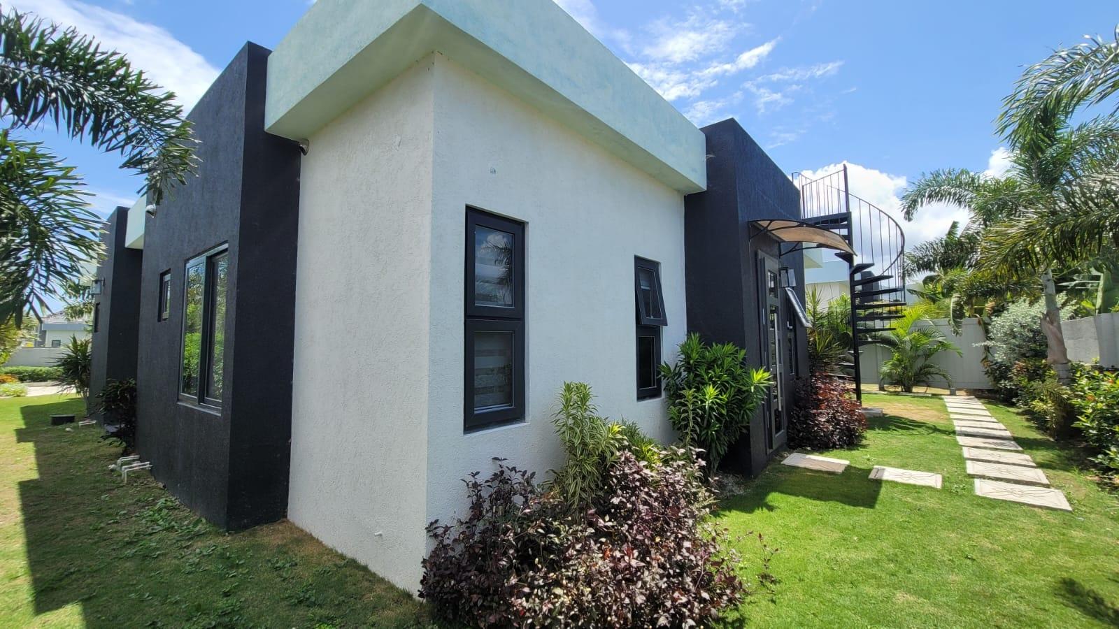 Luxury-Beachfront-Homes-for-Sale-in-St.-Ann-Jamaica-Paradisiac-Beach-Club Twenty-Sixth image of 397- Paradisiac Beach Club in Ocho Rios, St. Ann, Jamaica - property is For Sale