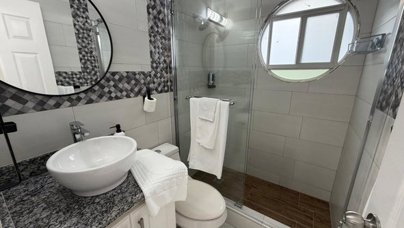 Fourteenth image of 8b Columbus Heights, ph 4 in Ocho Rios, St. Ann, Jamaica - property is For Rent