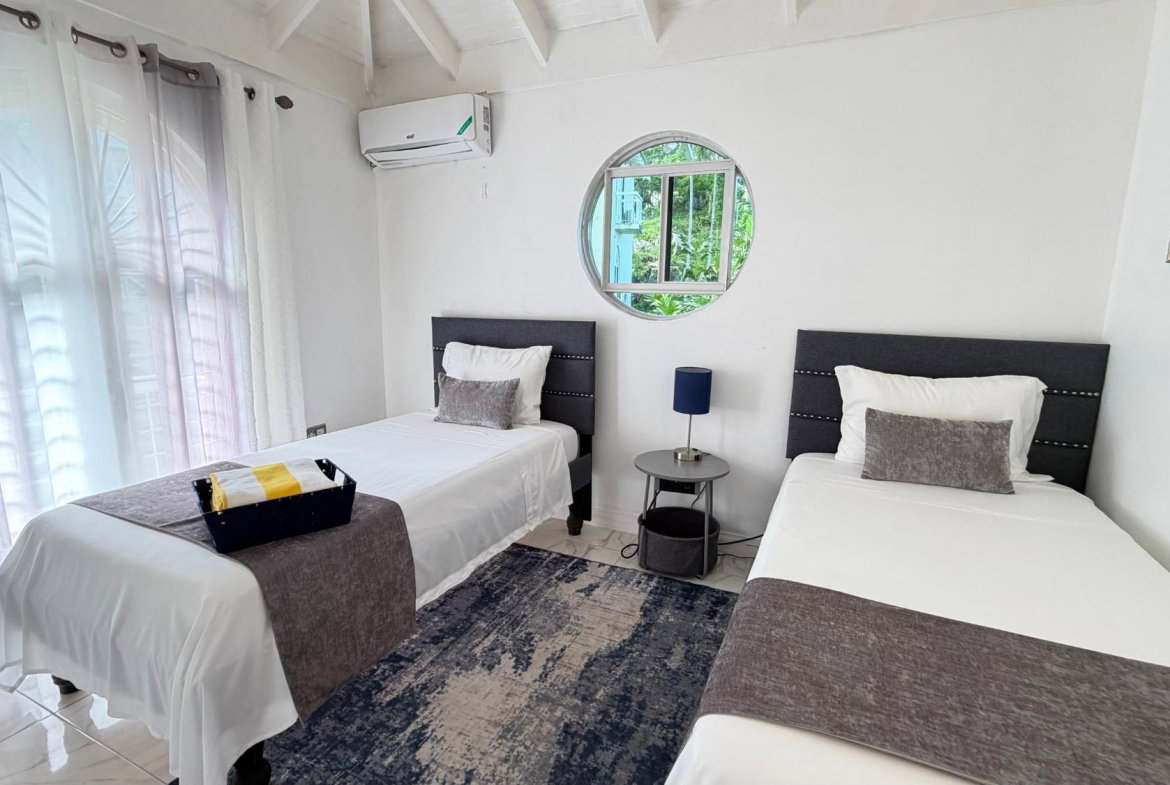 Sixteenth image of 8b Columbus Heights, ph 4 in Ocho Rios, St. Ann, Jamaica - property is For Rent