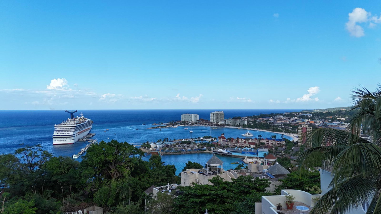 Eighteenth image of 8b Columbus Heights, ph 4 in Ocho Rios, St. Ann, Jamaica - property is For Rent
