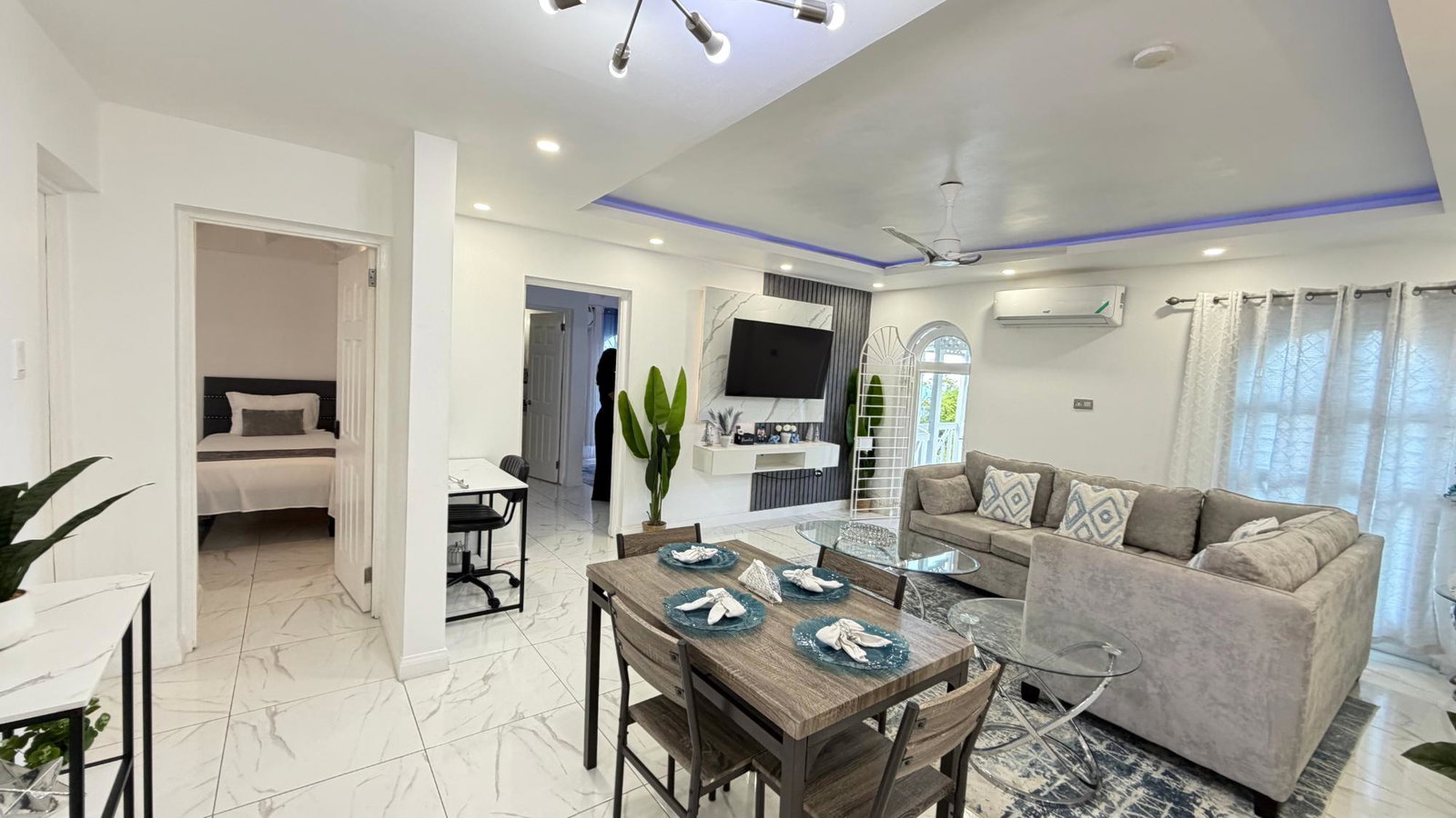 Third image of 8b Columbus Heights, ph 4 in Ocho Rios, St. Ann, Jamaica - property is For Rent