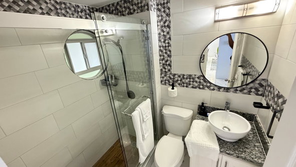 Tenth image of 8b Columbus Heights, ph 4 in Ocho Rios, St. Ann, Jamaica - property is For Rent