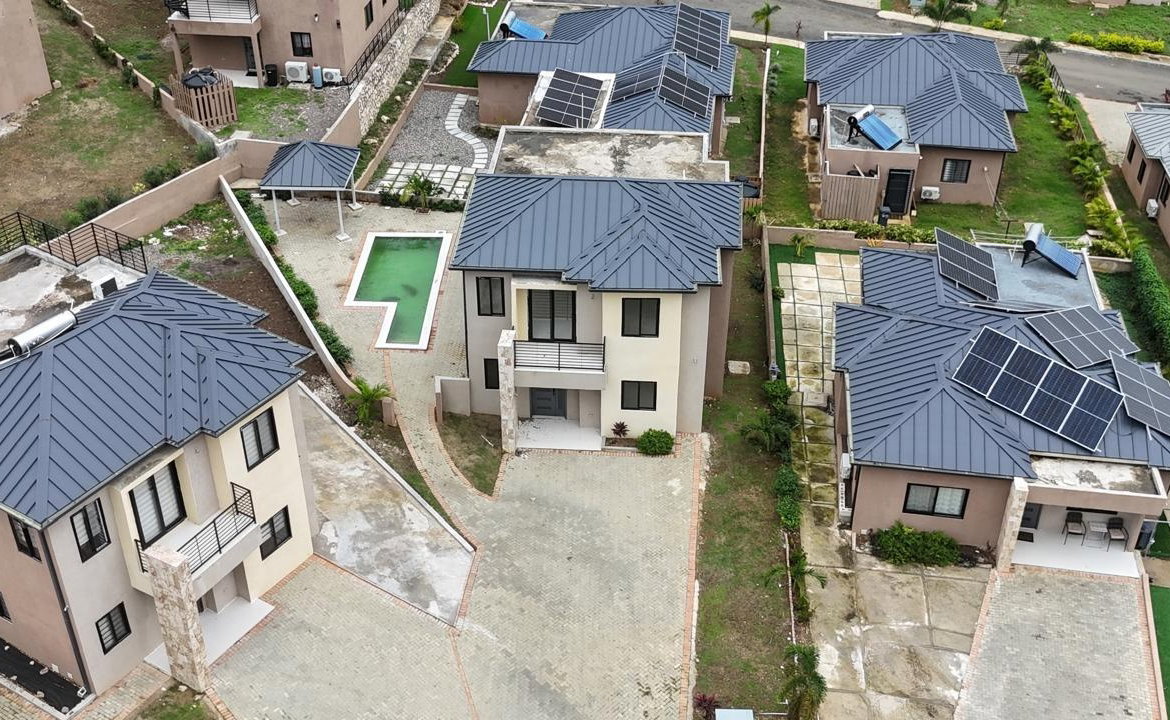 First image of 27- Ocho Rios Country Club in Ocho Rios, St. Ann, Jamaica - property is For Rent