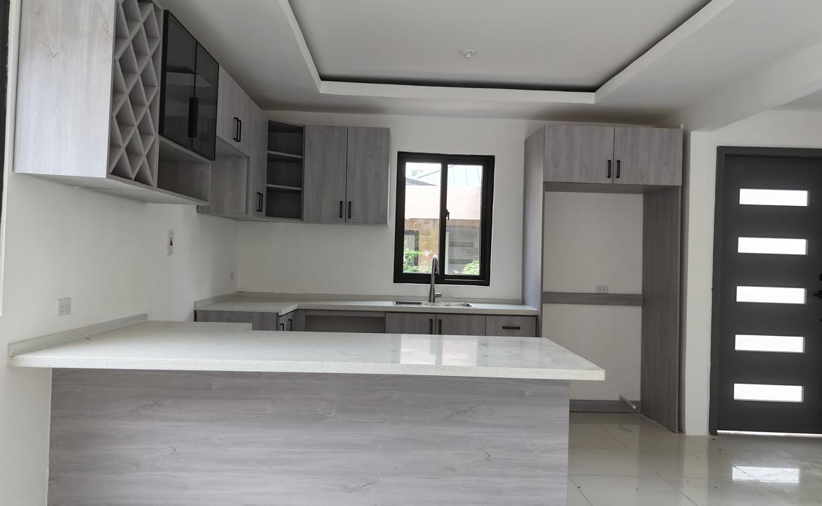 Seventh image of 27- Ocho Rios Country Club in Ocho Rios, St. Ann, Jamaica - property is For Rent