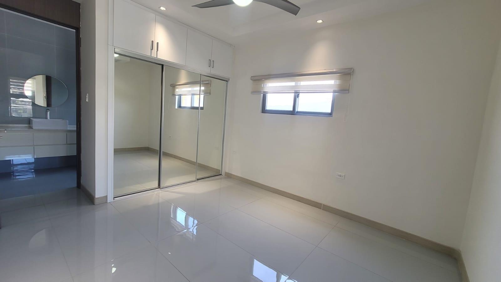 Twenty-Fourth image of 277- Paradisiac Beach Club, on in Ocho Rios, St. Ann, Jamaica - property is For Sale