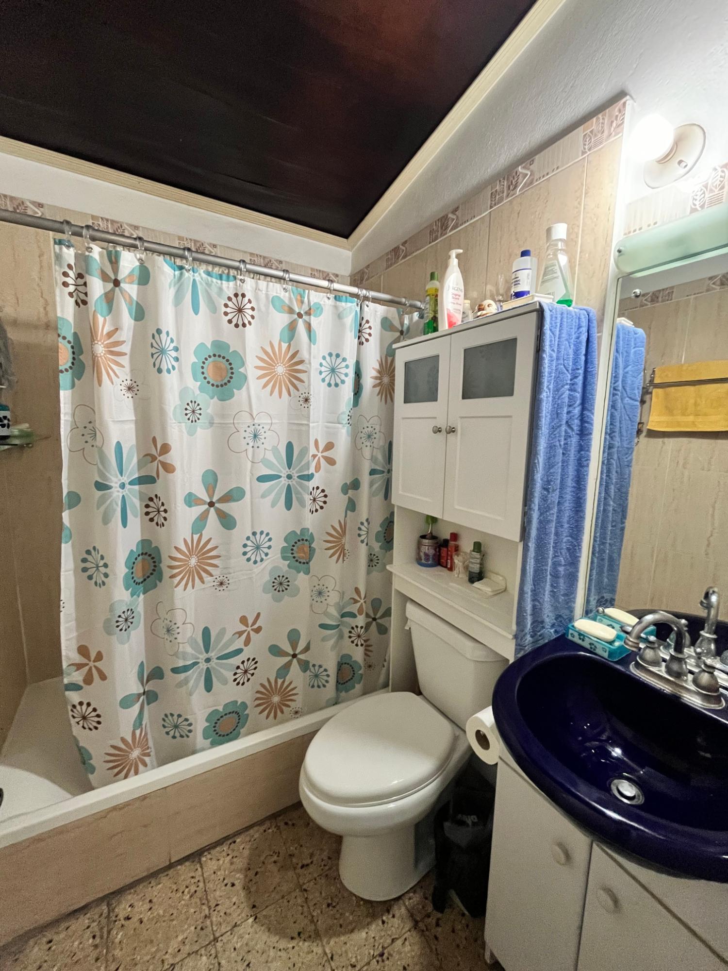 Fifth image of 14 Passage Fort Drive in Passage Fort, St. Catherine, Jamaica - property is For Sale