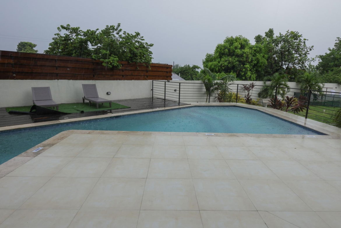 Seventeenth image of 17-71 Border Avenue in Kingston 19, St. Andrew, Jamaica - property is For Rent