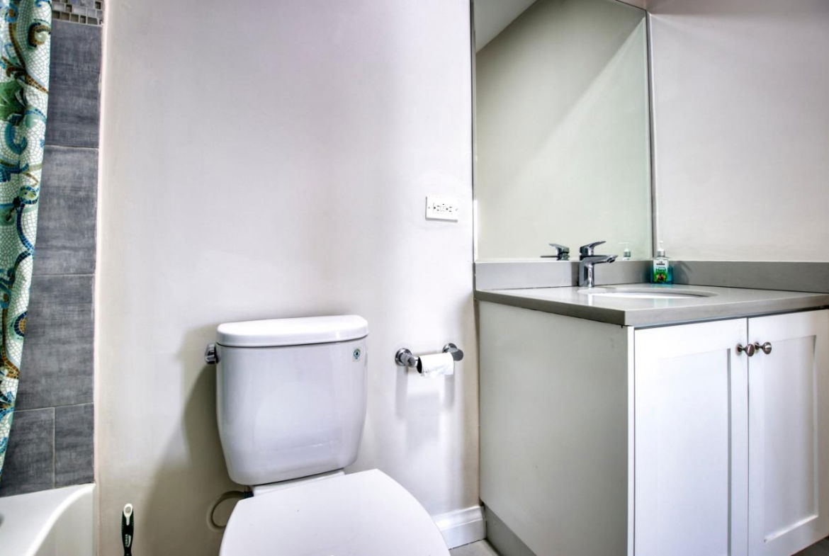 Fourth image of 5-7 Comlin Bank Road in Kingston 5, St. Andrew, Jamaica - property is For Rent