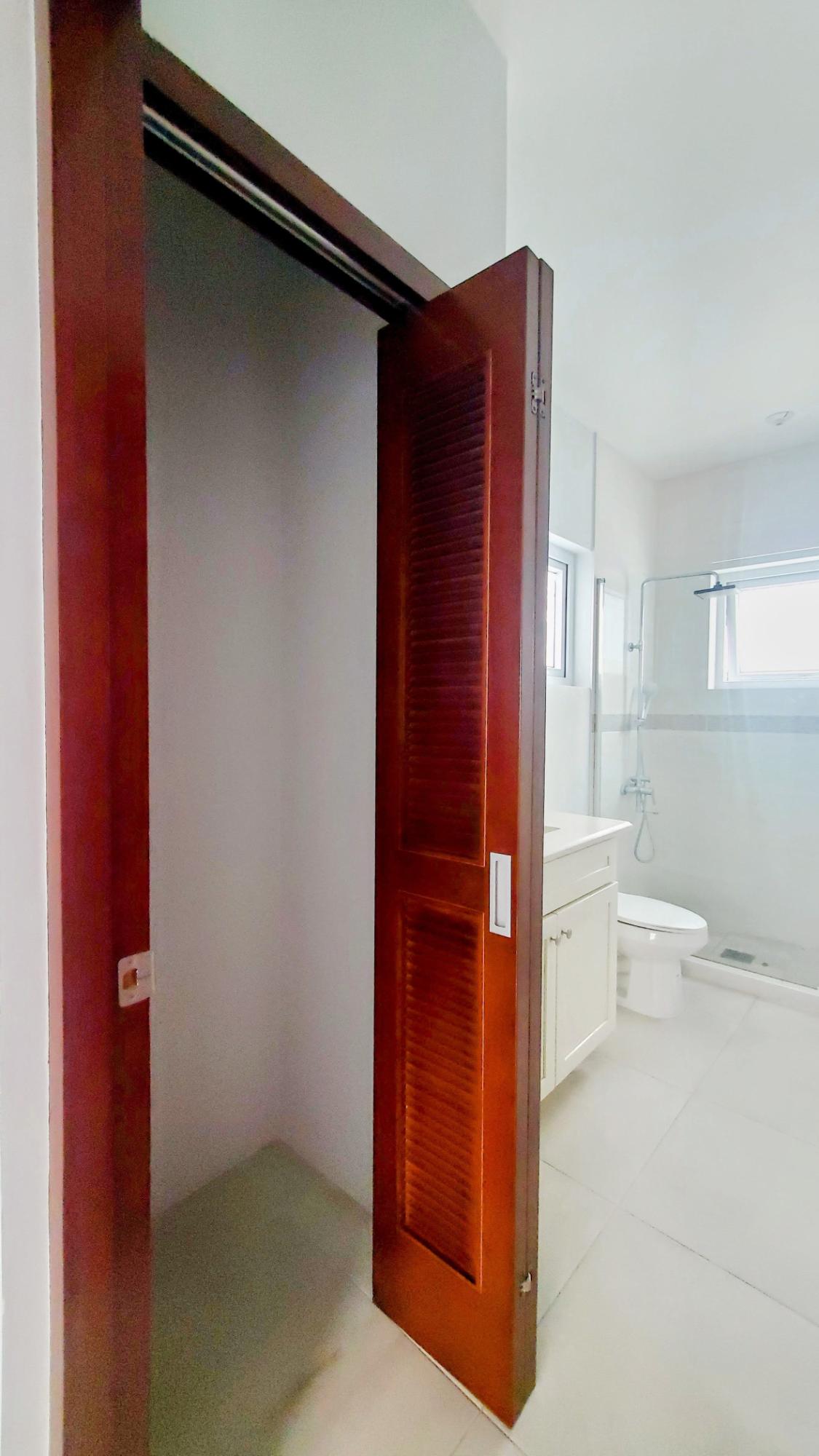 Nineteenth image of B301-5 Long Lane in Kingston 8, St. Andrew, Jamaica - property is For Sale