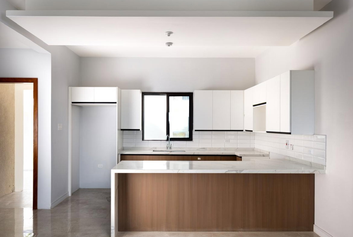 Third image of Apt No.5-21 Bridgemount in Kingston 8, St. Andrew, Jamaica - property is For Sale