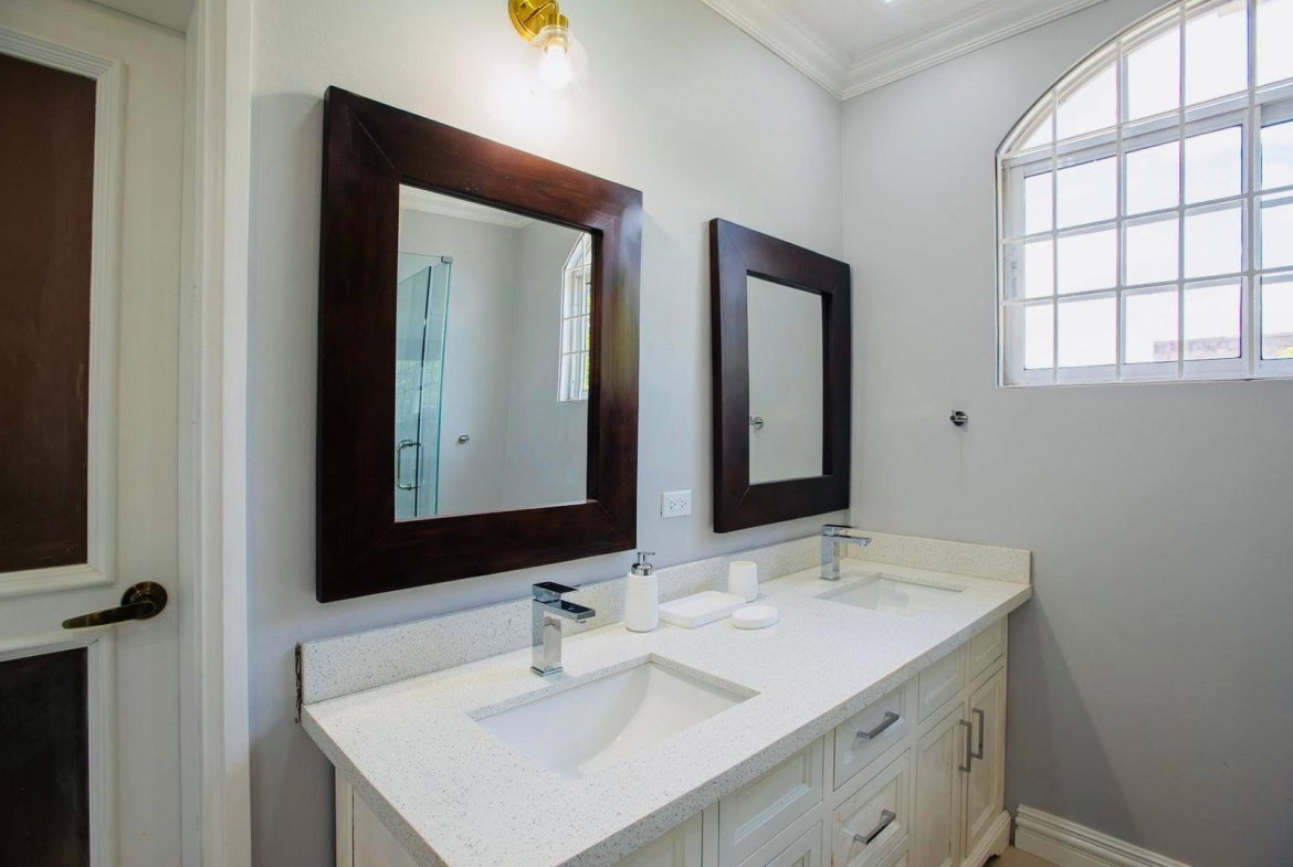 Eleventh image of 1b-347 Bogue Village in Bogue Village, St. James, Jamaica - property is For Rent