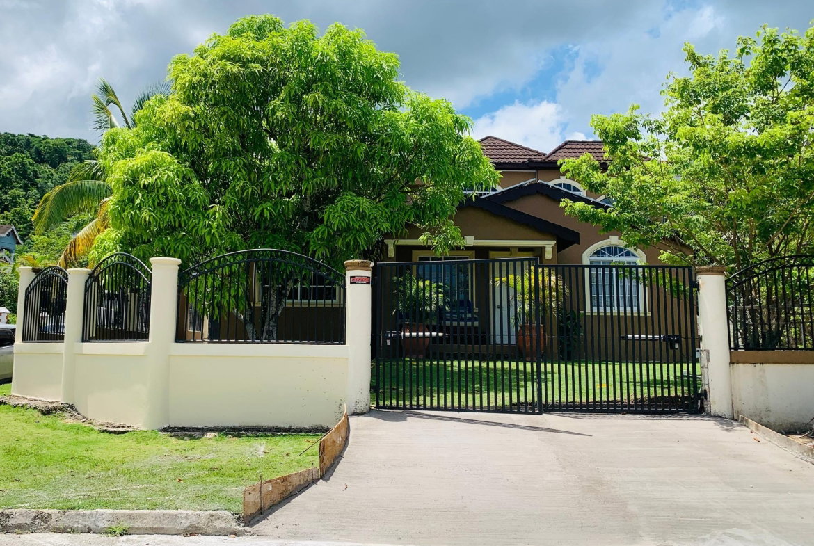 Twenty-Fourth image of 1b-347 Bogue Village in Bogue Village, St. James, Jamaica - property is For Rent