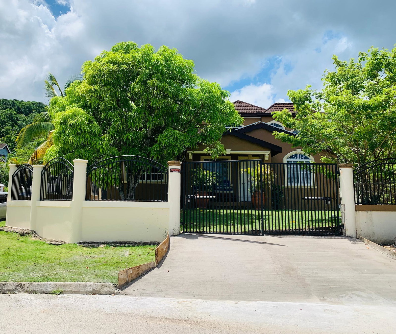 Twenty-Fourth image of 1b-347 Bogue Village in Bogue Village, St. James, Jamaica - property is For Rent