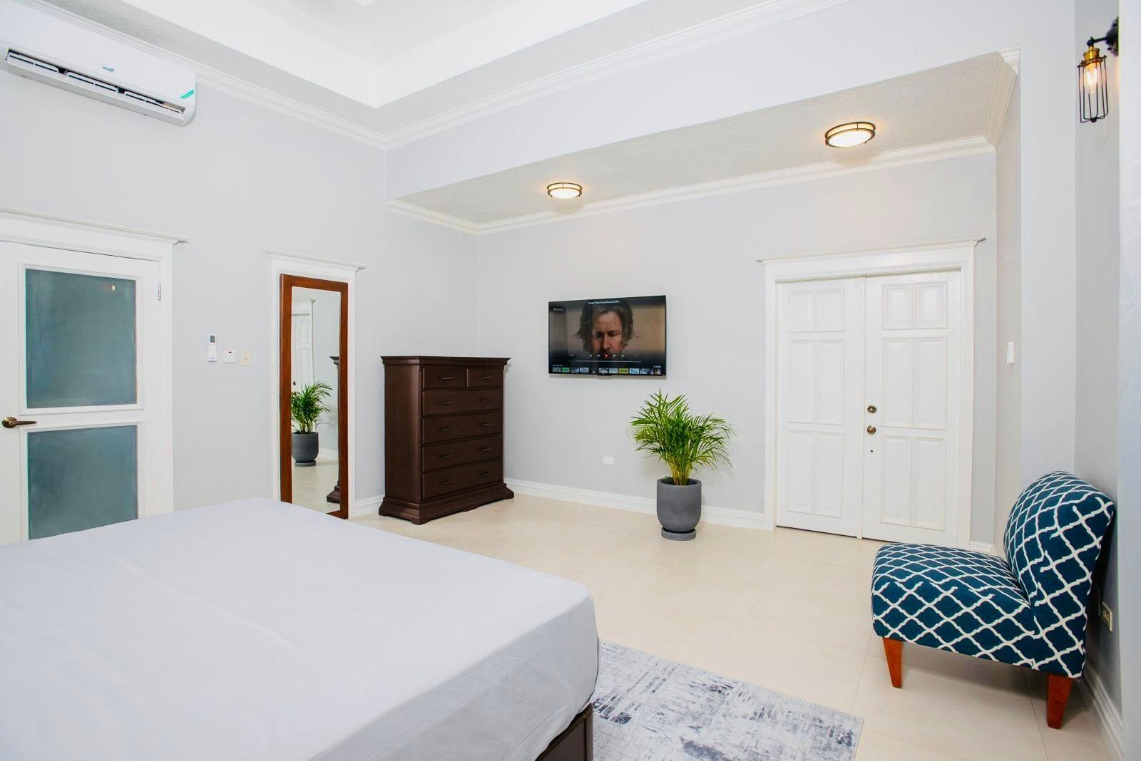 Sixth image of 1b-347 Bogue Village in Bogue Village, St. James, Jamaica - property is For Rent