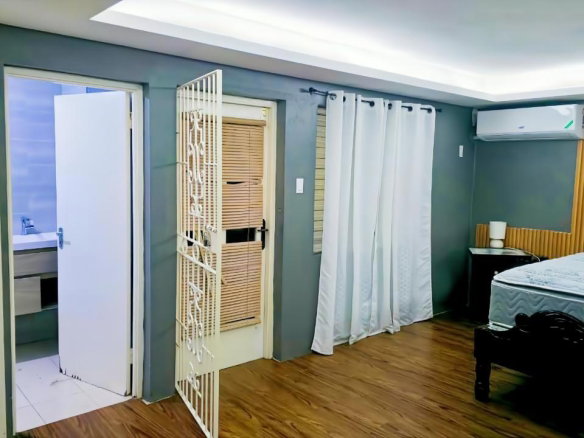 First image of Apt-17d Country Manor Apartments in Ocho Rios, St. Ann, Jamaica - property is For Rent