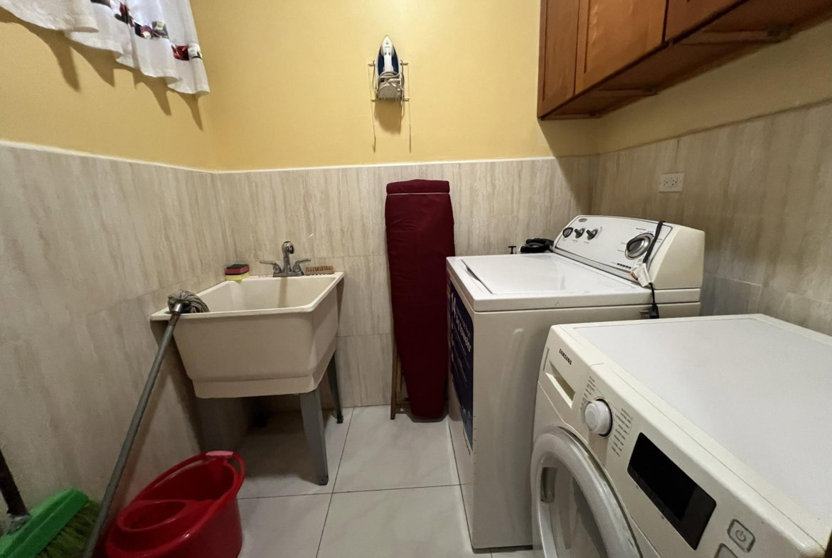 Eleventh image of 25- Fairway Ave in Kingston 5, St. Andrew, Jamaica - property is For Rent