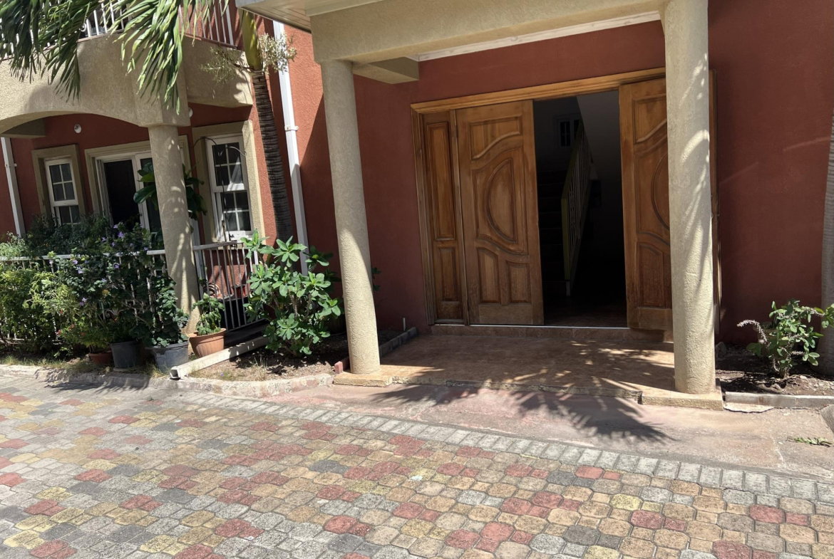 Seventeenth image of 25- Fairway Ave in Kingston 5, St. Andrew, Jamaica - property is For Rent