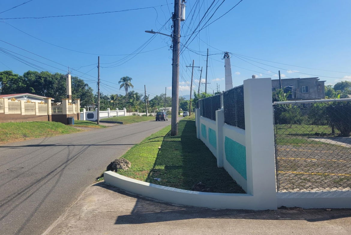 Second image of 2-lot 2 Rose Hall, Linstead in Rose Hall, St. Catherine, Jamaica - property is For Rent