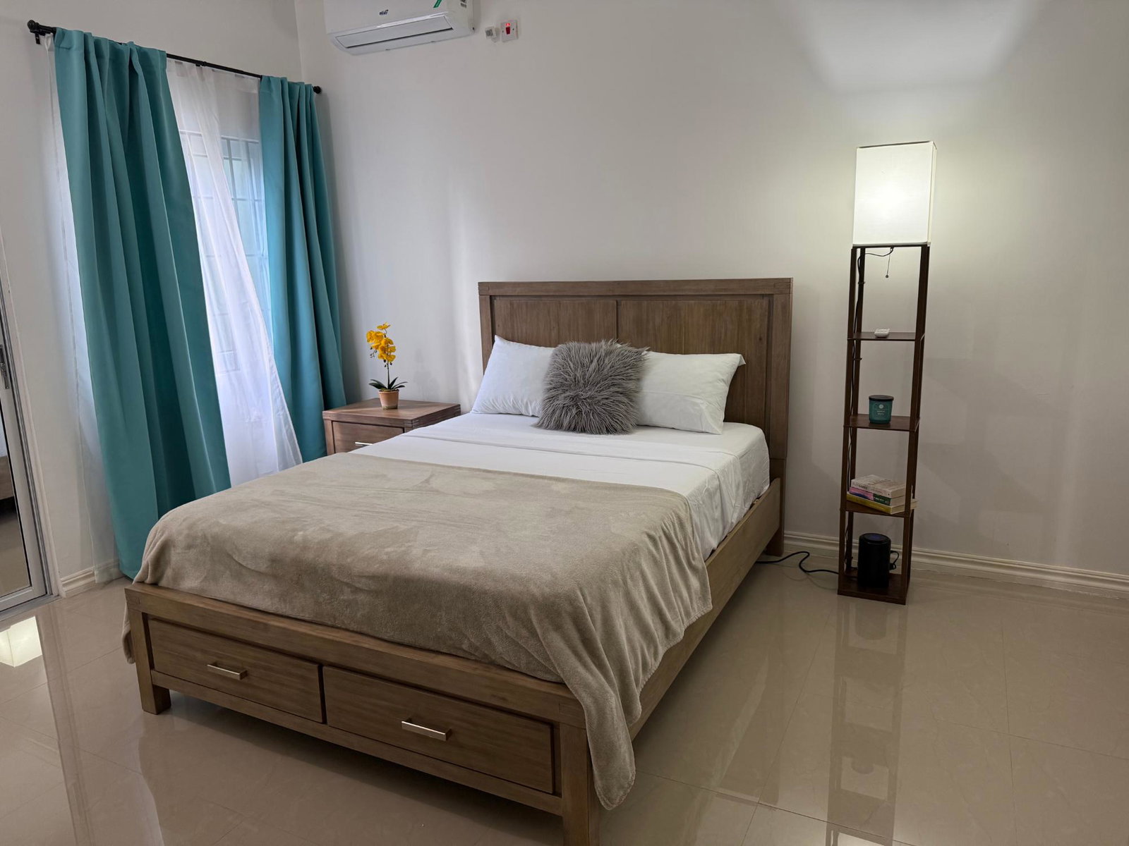 Twelfth image of 2-19 Roehampton Drive in Kingston 19, St. Andrew, Jamaica - property is For Rent