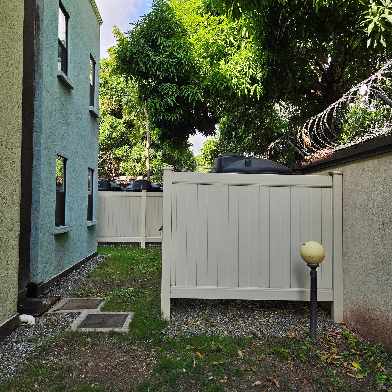 Ninth image of 10-4 East Avenue in Constant Spring P.O., St. Andrew, Jamaica - property is For Sale