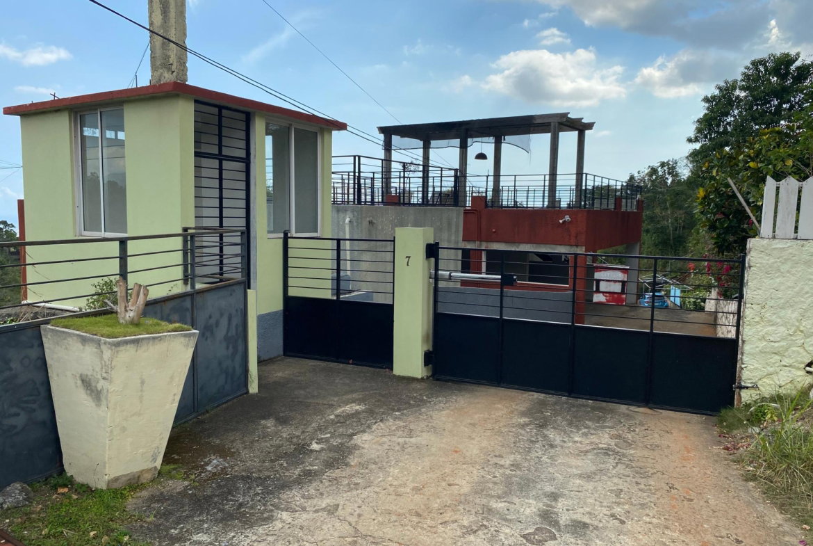 First image of 8-7 Powell Close in Red Hills, St. Andrew, Jamaica - property is For Sale