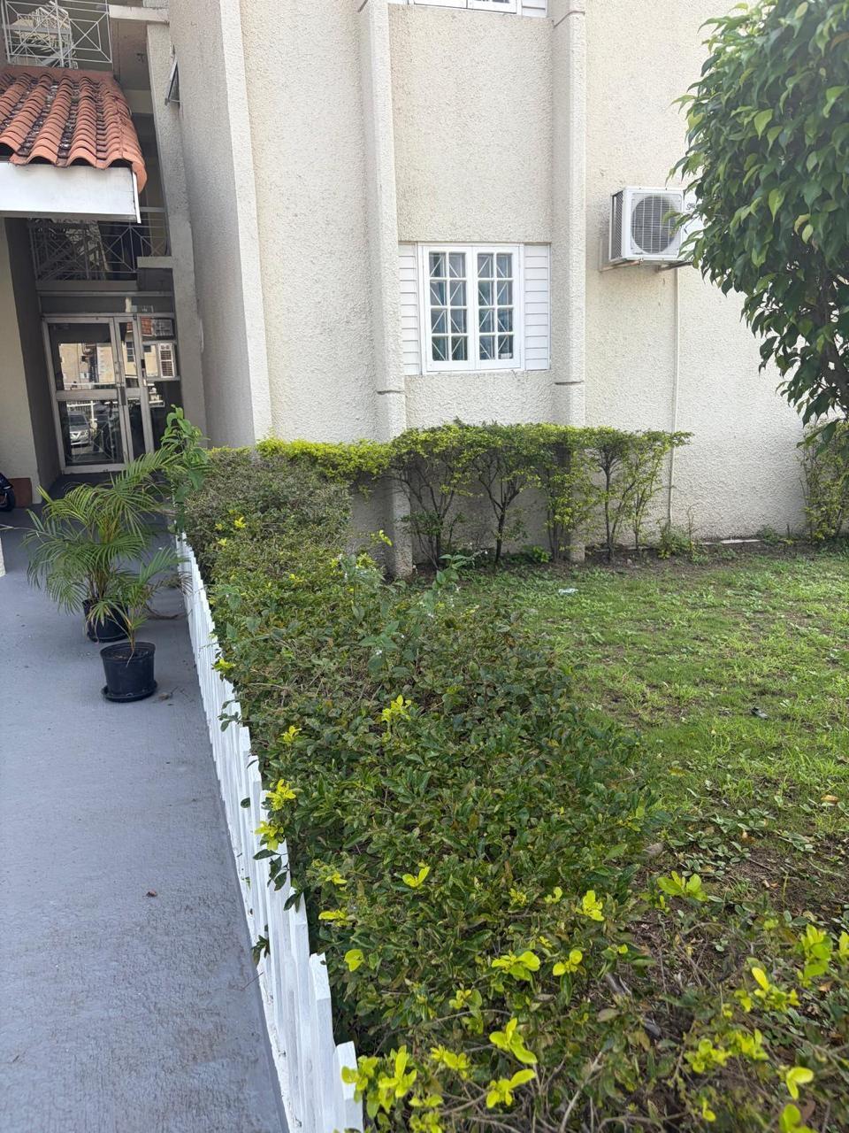Fourth image of Apt. 8-144 1/2 Oakland Complex, Con in Kingston 8, St. Andrew, Jamaica - property is For Sale