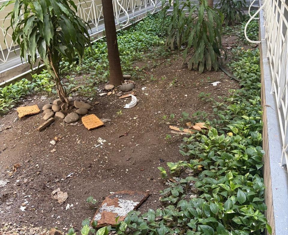 Fifth image of Apt. 8-144 1/2 Oakland Complex, Con in Kingston 8, St. Andrew, Jamaica - property is For Sale